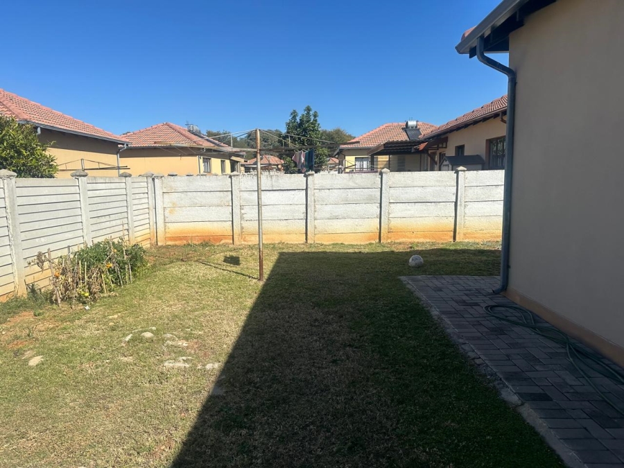To Let 3 Bedroom Property for Rent in Waterval East North West
